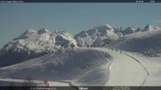 Archiviertes Webcam Bild: Fassatal - Moena - Ankunft des Sessellifts 