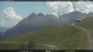 Archiviertes Webcam Bild: Fassatal - Moena - Ankunft des Sessellifts 