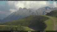 Archiviertes Webcam Bild: Fassatal - Moena - Ankunft des Sessellifts 