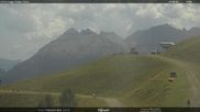 Archiviertes Webcam Bild: Fassatal - Moena - Ankunft des Sessellifts 