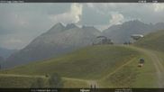 Archiviertes Webcam Bild: Fassatal - Moena - Ankunft des Sessellifts 