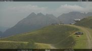 Archiviertes Webcam Bild: Fassatal - Moena - Ankunft des Sessellifts 