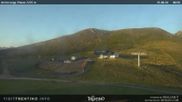 Archived webcam image showing 