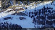Archived webcam image showing Fassatal - San Pelegrino - panorama view of the ski-piste and liftmachinery of the 