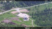 Archived webcam image showing Fassatal - San Pelegrino - panorama view of the ski-piste and liftmachinery of the 
