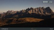 Archived webcam image showing Fassatal: San Pellegrino – top station chairlift 