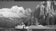 Archived webcam image showing Pozza di Fassa - Torri del Vajolet on 26 Feb 2026 at 07:36