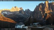 Archived webcam image showing Pozza di Fassa - Torri del Vajolet on 24 Apr 2026 at 07:36