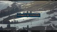Archiviertes Webcam Bild: Latemar: Skihütten Zischg und Ganischger am 12.04.2026 um 08:50 Uhr