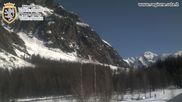 Archived webcam image showing Val Ferret close to Courmayeur on 5 Apr 2026 at 10:51