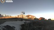 Archived webcam image showing La Thuile - Les Suches on 31 Oct 2026 at 08:58