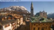 Archiviertes Webcam Bild: Cortina d'Ampezzo: Fußgängerzone am 19.03.2026 um 14:27 Uhr