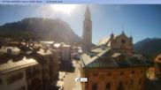 Archiviertes Webcam Bild: Cortina d'Ampezzo: Fußgängerzone am 15.09.2026 um 10:18 Uhr