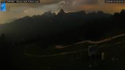 Archiviertes Webcam Bild: Cortina d'Ampezzo: Weltcup-Piste Olympia delle Tofana am 25.06.2026 um 00:25 Uhr