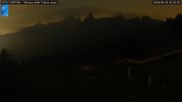 Archiviertes Webcam Bild: Cortina d'Ampezzo: Weltcup-Piste Olympia delle Tofana am 25.06.2026 um 02:25 Uhr