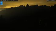 Archiviertes Webcam Bild: Cortina d'Ampezzo: Weltcup-Piste Olympia delle Tofana am 14.07.2026 um 00:05 Uhr