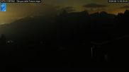 Archiviertes Webcam Bild: Cortina d'Ampezzo: Weltcup-Piste Olympia delle Tofana am 14.08.2026 um 00:44 Uhr