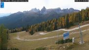 Archived webcam image showing Cortina d'Ampezzo: World Cup slope from Rifugio Duca d'Aosta on 17 Oct 2026 at 10:26