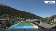 Archiviertes Webcam Bild: Sportzentrum Klosters am 23.05.2026 um 13:27 Uhr