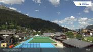 Archiviertes Webcam Bild: Sportzentrum Klosters am 28.05.2026 um 11:44 Uhr