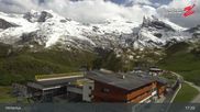 Archived webcam image showing Hintertux - Webcam Sommerberg on 11 Jun 2026 at 17:15