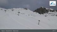 Archived webcam image showing Kitzsteinhorn Kaprun: Alpine Centre on 10 Apr 2026 at 07:52