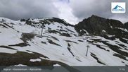 Archived webcam image showing Kitzsteinhorn Kaprun: Alpine Centre on 14 Jun 2026 at 11:34