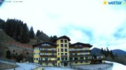 Archiviertes Webcam Bild: Reiteralm: Hotel Raunerhof am 12.04.2026 um 06:53 Uhr