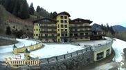 Archiviertes Webcam Bild: Reiteralm: Hotel Raunerhof am 13.04.2026 um 14:19 Uhr