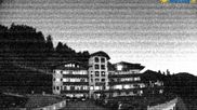 Archived webcam image showing Reiteralm: View Hotel Raunerhof on 29 May 2026 at 04:31
