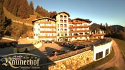 Archived webcam image showing Reiteralm: View Hotel Raunerhof on 29 May 2026 at 06:31