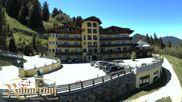 Archived webcam image showing Reiteralm: View Hotel Raunerhof on 29 May 2026 at 14:31