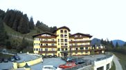 Archived webcam image showing Reiteralm: View Hotel Raunerhof on 16 Aug 2026 at 07:51