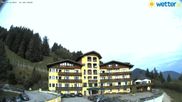 Archived webcam image showing Reiteralm: View Hotel Raunerhof on 16 Aug 2026 at 08:51