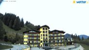 Archived webcam image showing Reiteralm: View Hotel Raunerhof on 16 Aug 2026 at 10:51