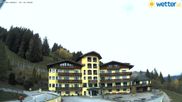 Archived webcam image showing Reiteralm: View Hotel Raunerhof on 15 Oct 2026 at 10:28