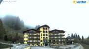 Archived webcam image showing Reiteralm: View Hotel Raunerhof on 20 Oct 2026 at 10:05