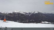 Archiviertes Webcam Bild: Zillertal Arena: Berggeistalm in Hochkrimml am 12.04.2026 um 11:58 Uhr