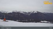 Archiviertes Webcam Bild: Zillertal Arena: Berggeistalm in Hochkrimml am 12.04.2026 um 17:58 Uhr