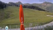 Archiviertes Webcam Bild: Damüls Mellau: Ausblick zur Mittagsspitze vom Bergrestaurant Simma am 14.07.2026 um 06:15 Uhr