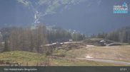 Archived webcam image showing Rauris - Waldalmbahn Top Station on 3 May 2026 at 08:36