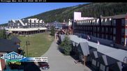 Archiviertes Webcam Bild: Big White Ski Resort Kids Center am 13.07.2026 um 18:09 Uhr