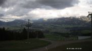 Archived webcam image showing Middle Station Hörnerbahn Bolsterlang on 7 May 2026 at 18:28
