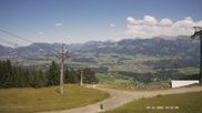 Archiviertes Webcam Bild: Bolsterlang: Hörnerbahn Mittelstation am 12.07.2026 um 14:33 Uhr