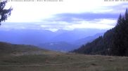 Archived webcam image showing Peak 