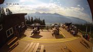 Archiviertes Webcam Bild: Revelstoke Mountain Resort: Mackenzie Outpost am 27.08.2026 um 00:05 Uhr