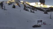 Archived webcam image showing Mammoth Mountain - Panorama Gondola on 5 Apr 2026 at 16:55