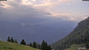 Archiviertes Webcam Bild: Almenwelt Lofer: Blick nach Osten zu den Berchtesgadener Alpen am 28.05.2026 um 07:06 Uhr