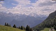 Archiviertes Webcam Bild: Almenwelt Lofer: Blick nach Osten zu den Berchtesgadener Alpen am 28.05.2026 um 12:06 Uhr