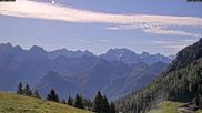 Archiviertes Webcam Bild: Almenwelt Lofer: Blick nach Osten zu den Berchtesgadener Alpen am 04.06.2026 um 08:38 Uhr